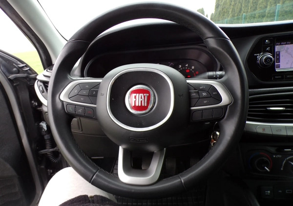 Fiat Tipo cena 45000 przebieg: 180000, rok produkcji 2019 z Gryfów Śląski małe 232